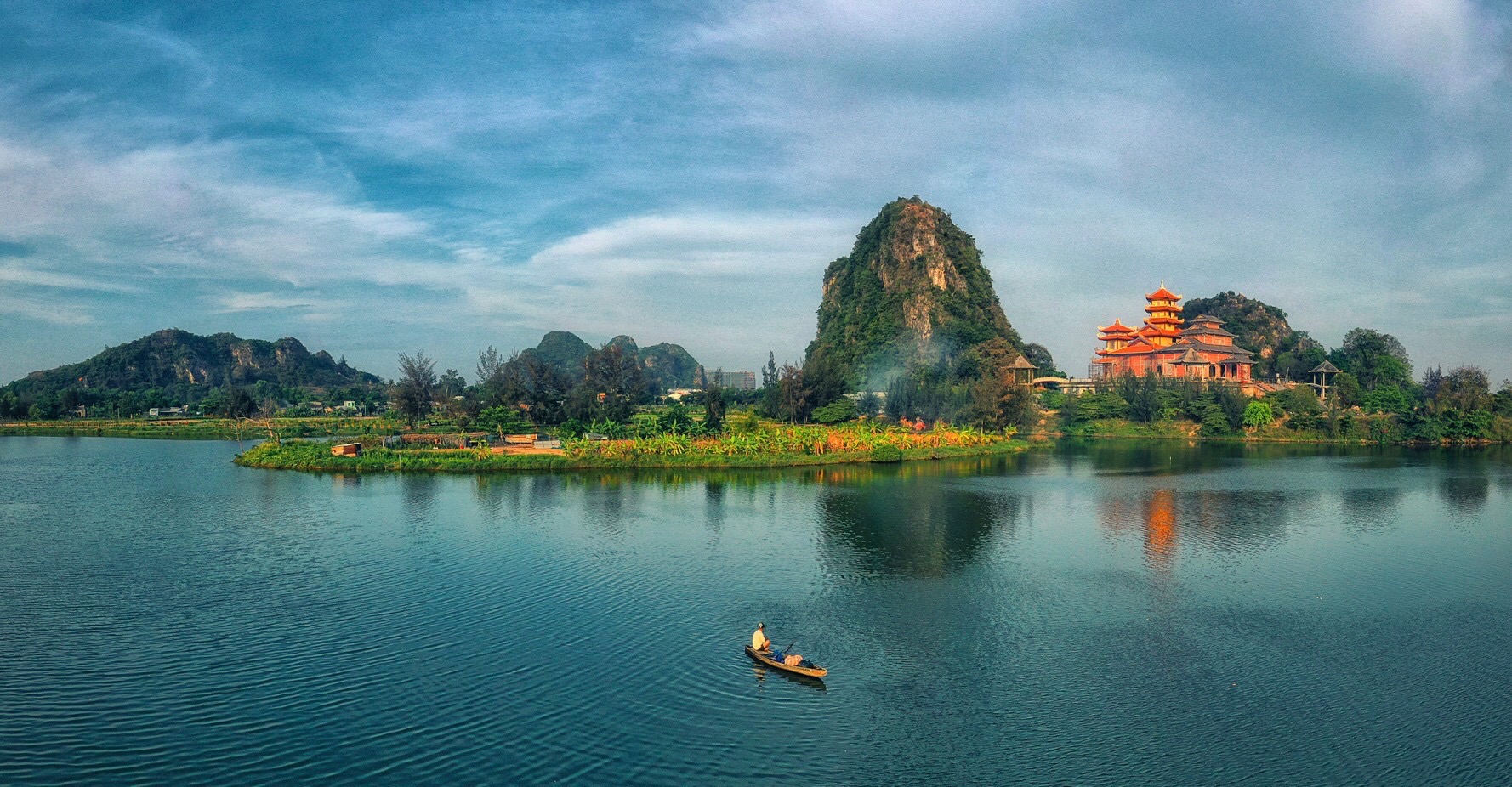 10 cảnh quan thiên nhiên đẹp nhất Việt Nam